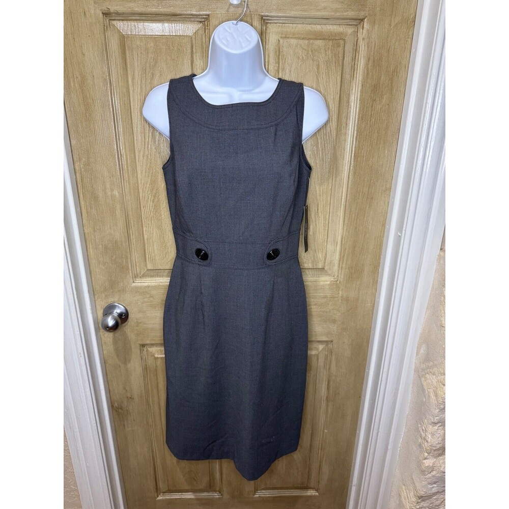 New TAHARI ASL Size 2 Dress Sleeveless Lined Button Accents Waist  Grey NWT
